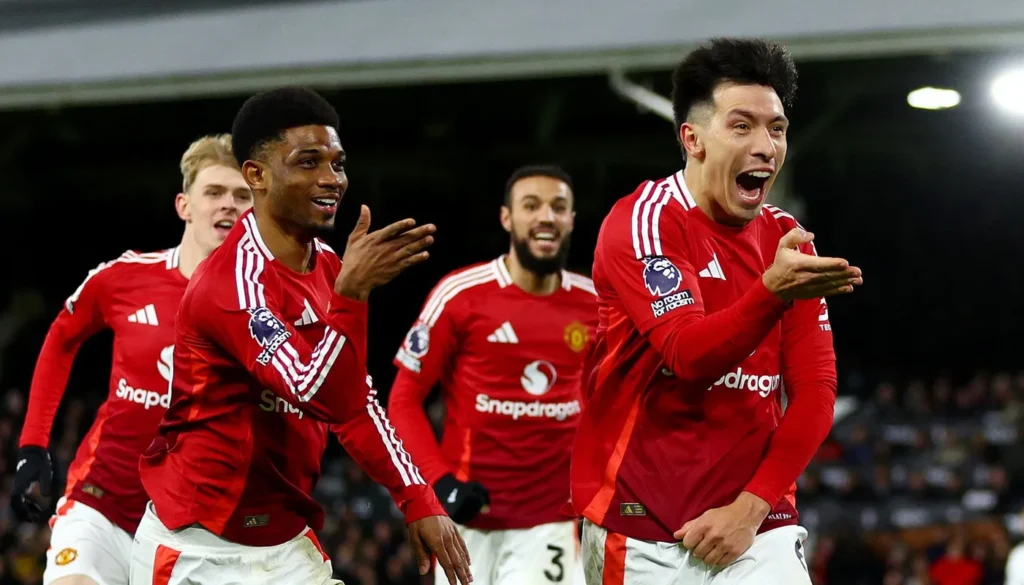 Manchester United wins 1-0 at Fulham